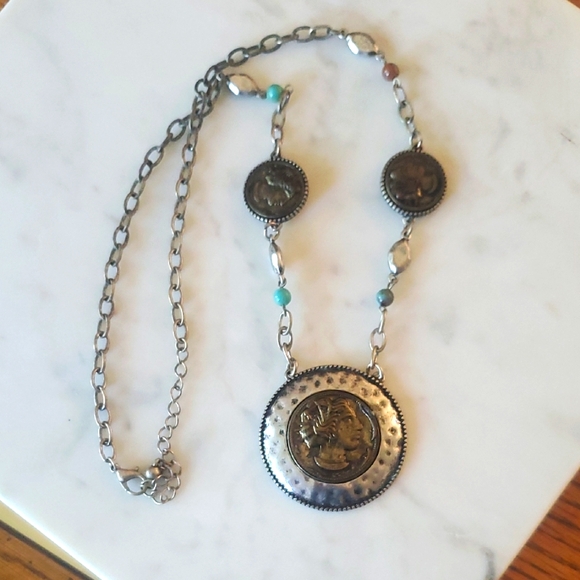 Very Cool Vintage Faux Coin Necklace - Picture 3 of 7